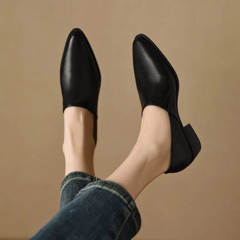 ✨Autumn Hot Sale 50% OFF💕Women's Vintage Pointed Toe Slip-On Soft Shoes