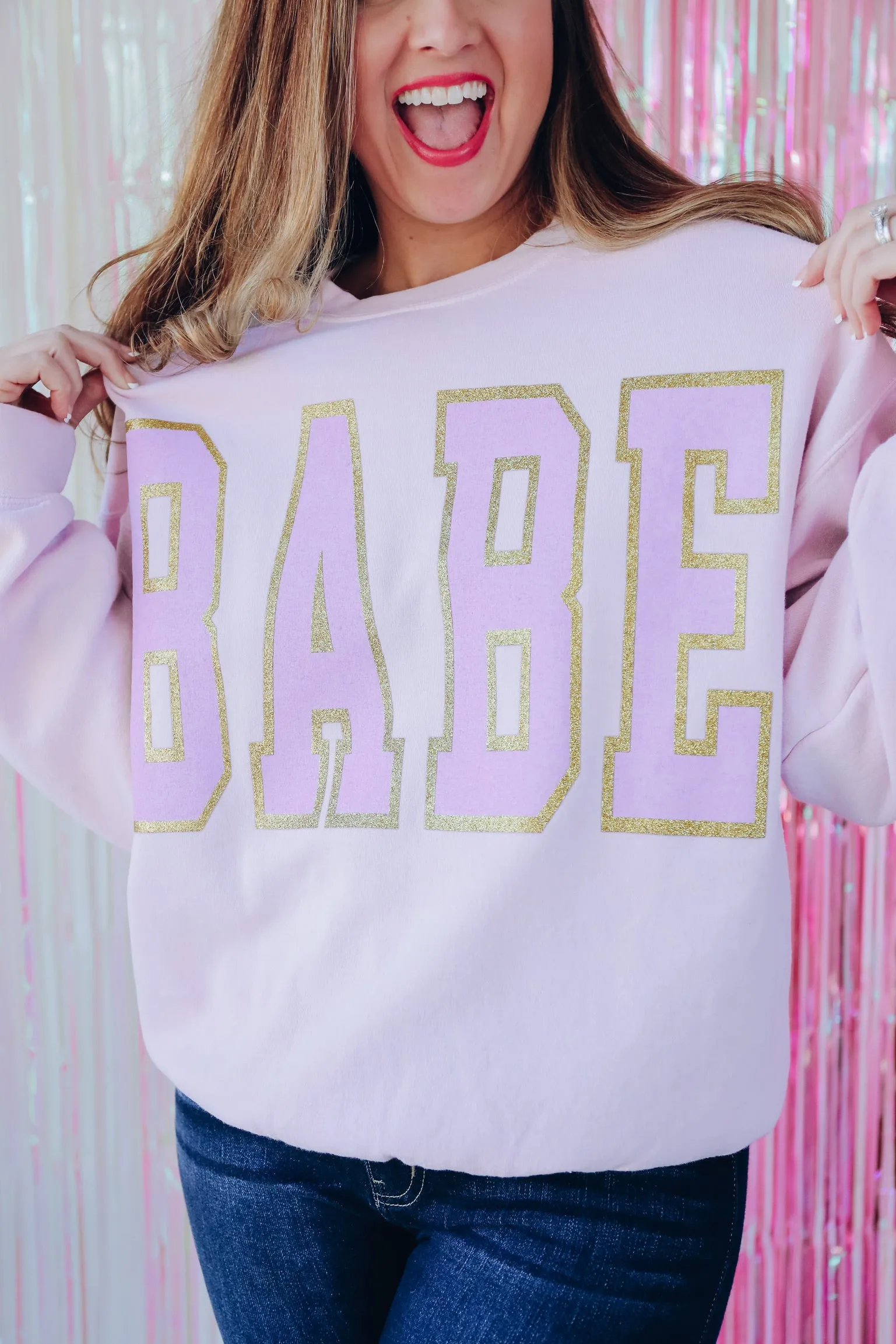 Babe Glitter Graphic Sweatshirt - Light Pink