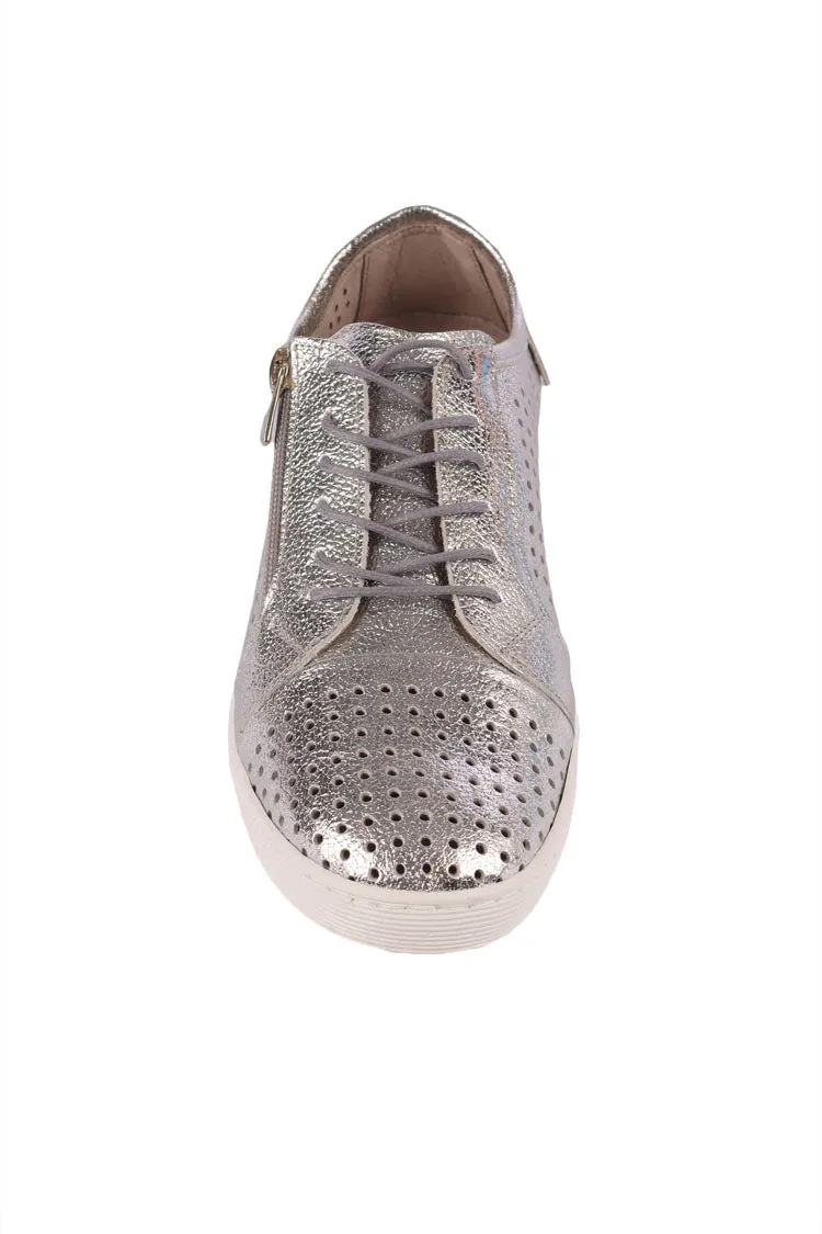 EG17P Sneaker in Silver