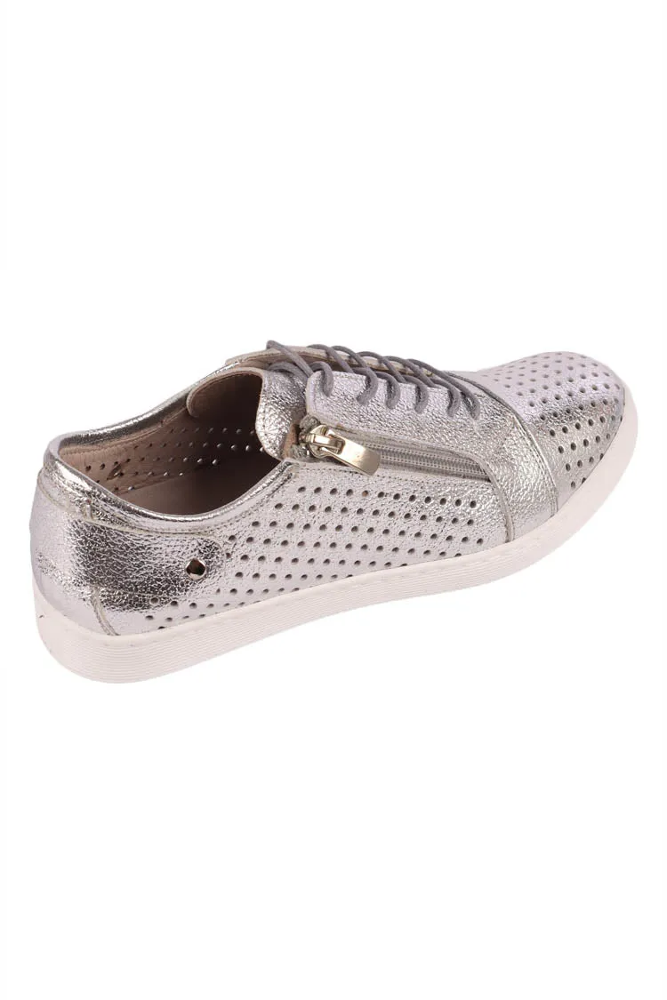 EG17P Sneaker in Silver