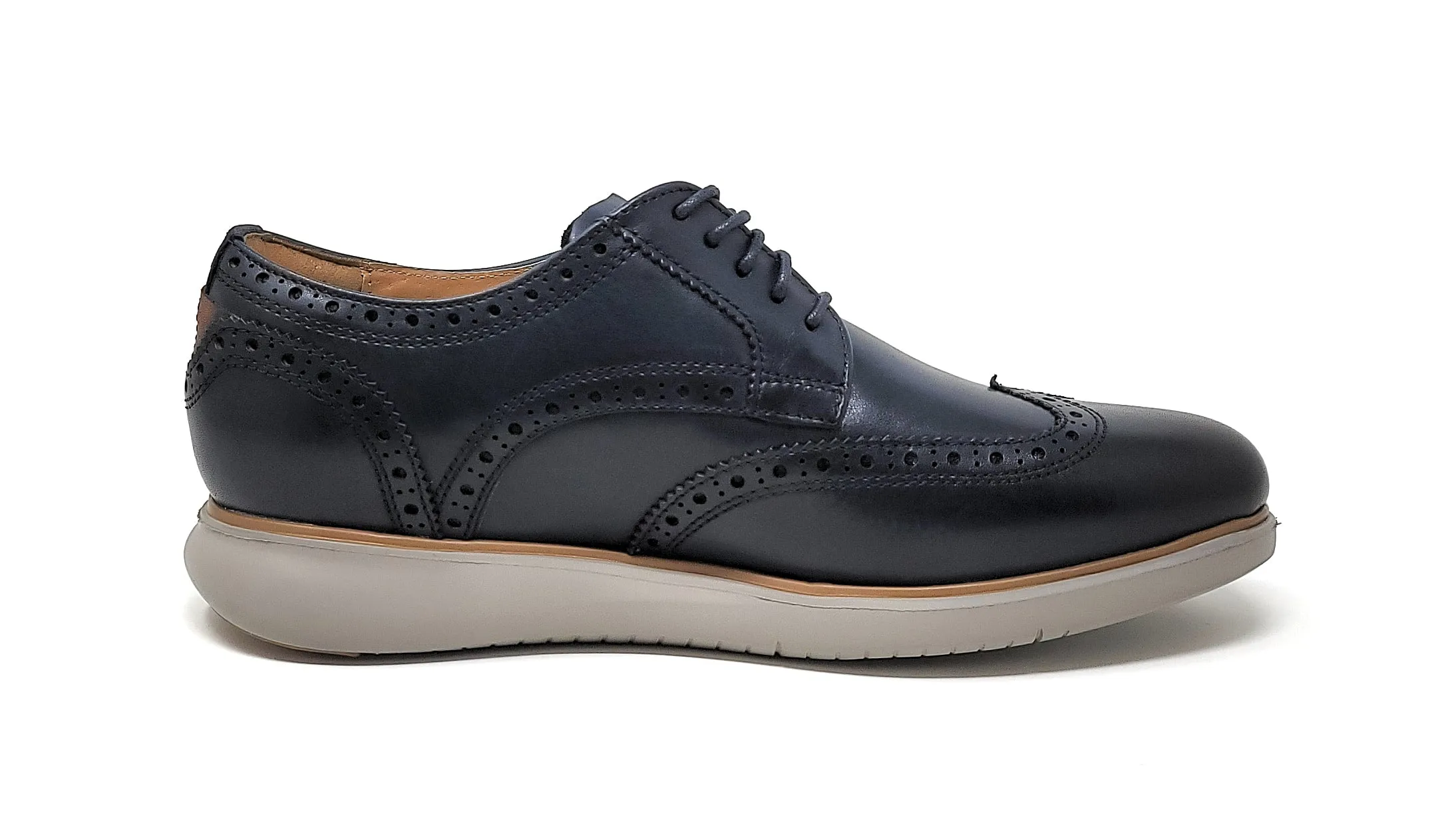 Florsheim Fuel WingTip Oxford Wide Navy/Grey Men's Shoes