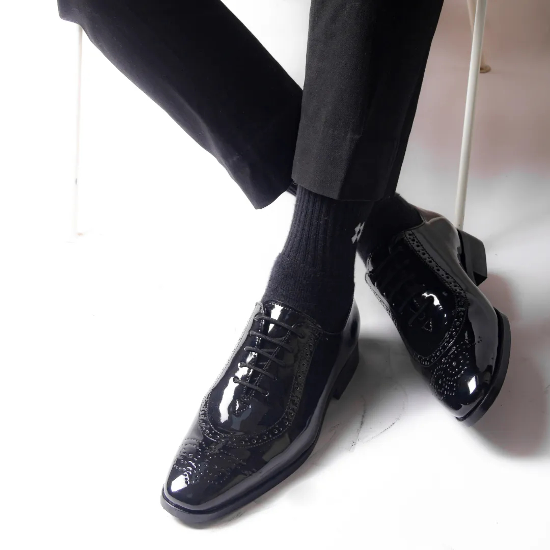 Glossy Classic Patent Oxford Lace-Ups - Black