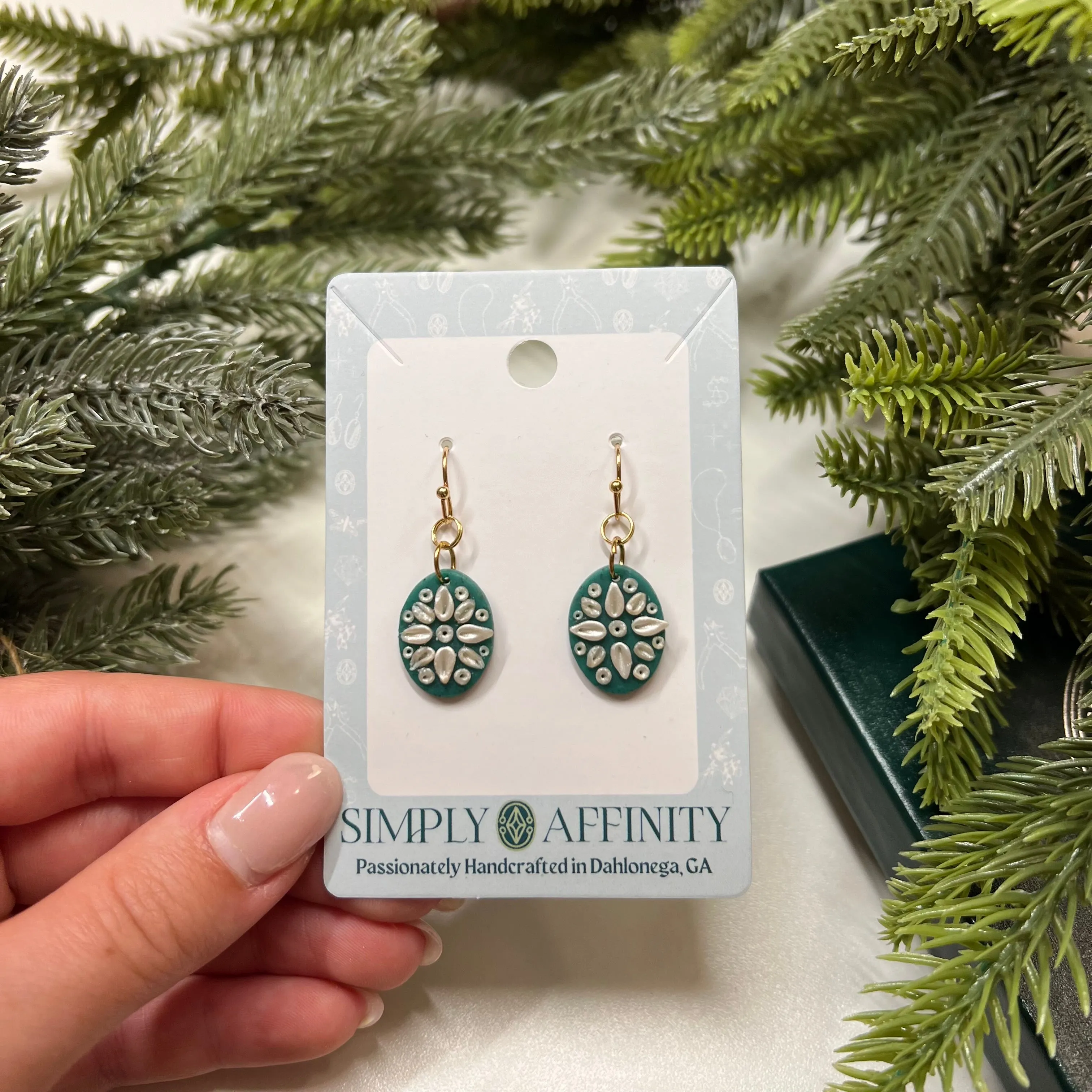 Mandala Earrings in Green & Pearl