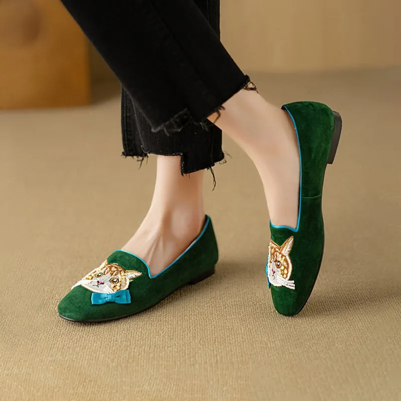 Suede Sheepskin Loafers for Women Embroidery Cat in Green/Apricot