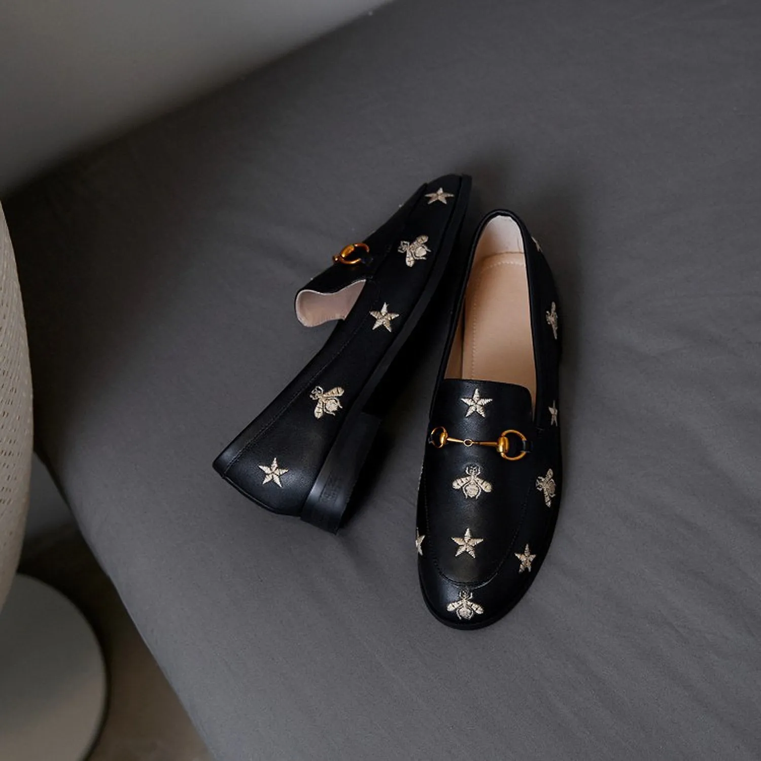 Women Classic Bee and Star Leather Loafers