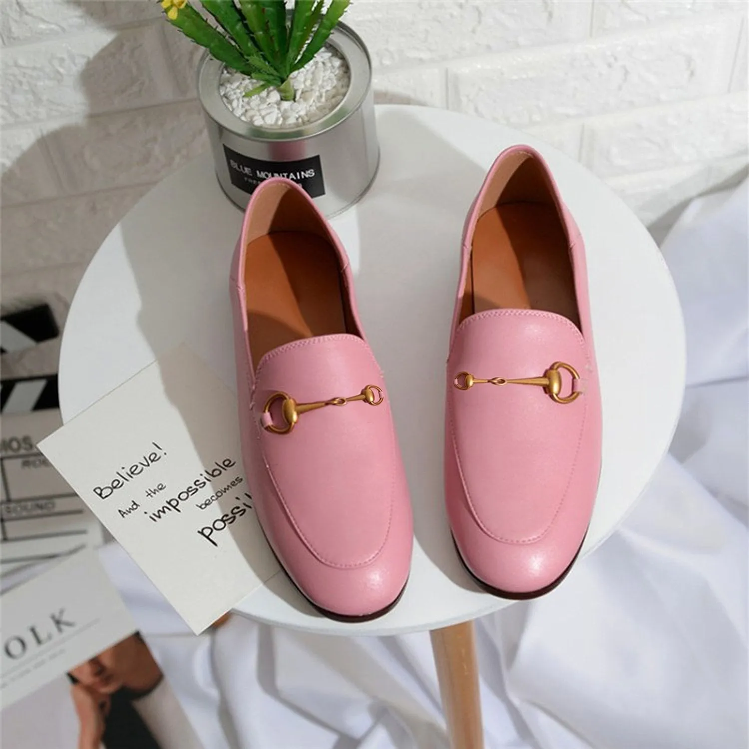 Women Classic Metal Buckle Leather Loafers Flat Shoes